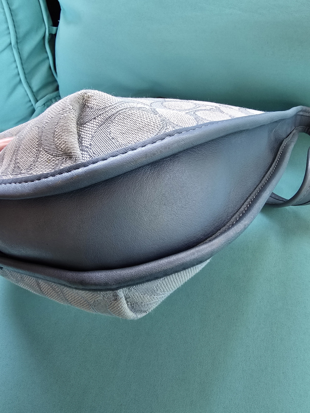 Coach Light Blue Signature Canvas Shoulder Bag - Picture 8 of 11